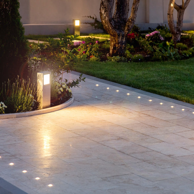 Illuminazione esterni: idee, consigli e come progettare la luce giusta per giardino e terrazzo