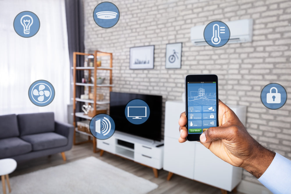 Smartphone con app Tado per controllare il riscaldamento.