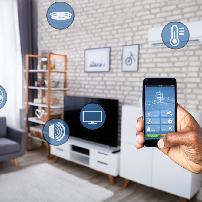Smartphone con app Tado per controllare il riscaldamento.