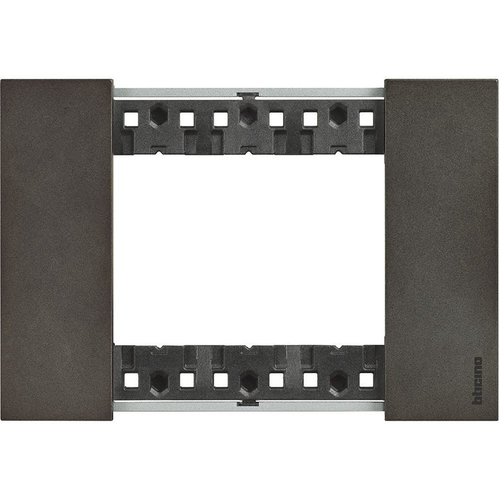 Placca Bticino Living Now 3 Moduli – Space