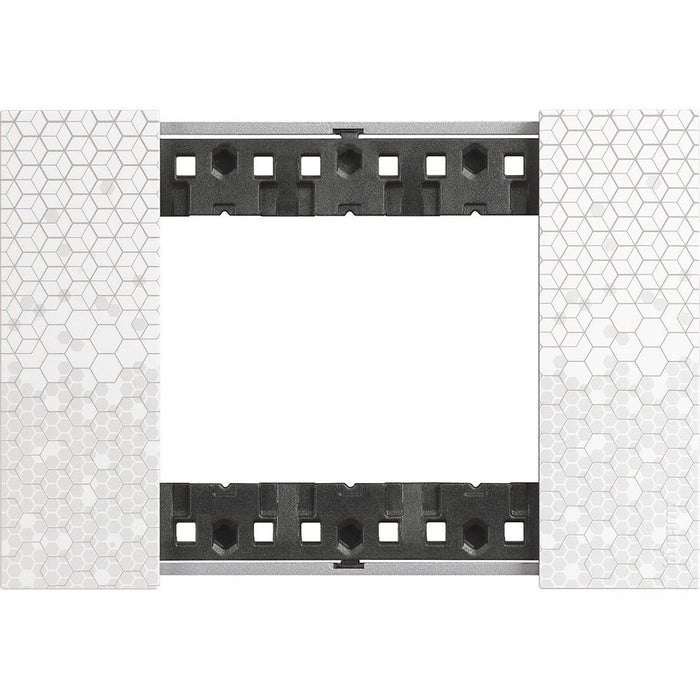 Placca Bticino Living Now 3 Moduli – Pixel