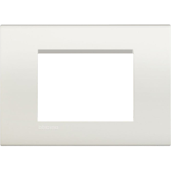 Placca 3 Posti Bticino Living Light – LNA4803 – Bianca
