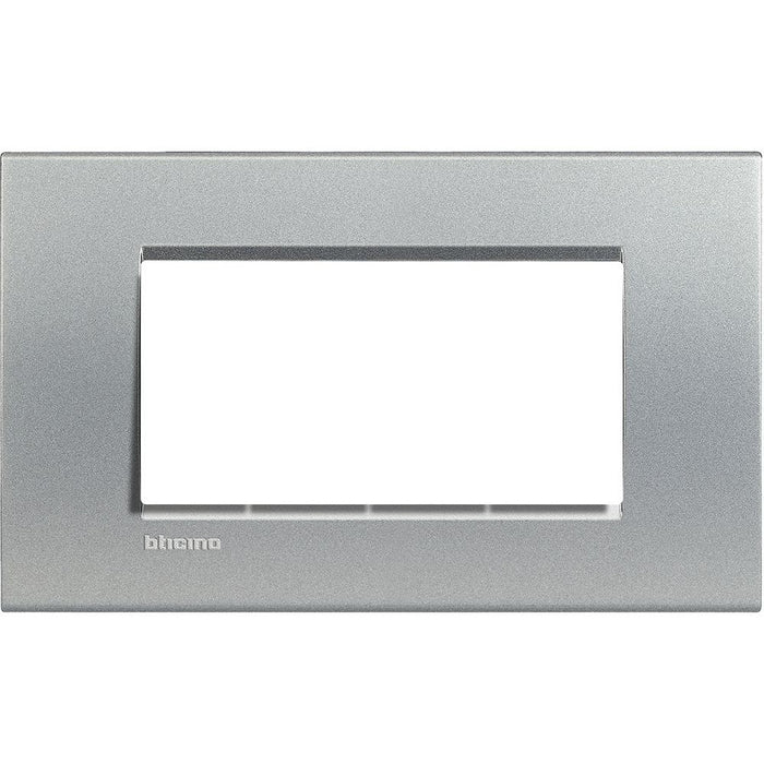 Placca Quadra 4 Moduli Bticino Livinglight – LNA4804 – Tech