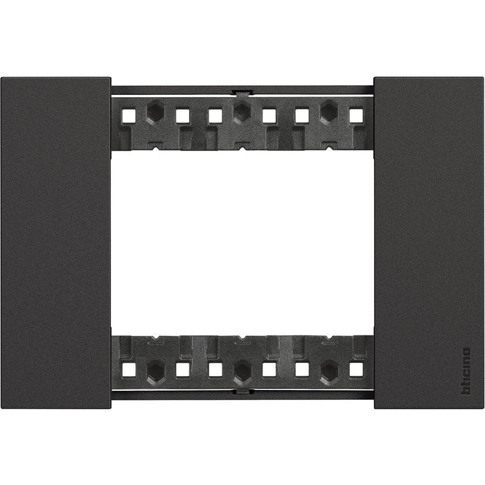 Placca Bticino Living Now 3 Moduli Nero