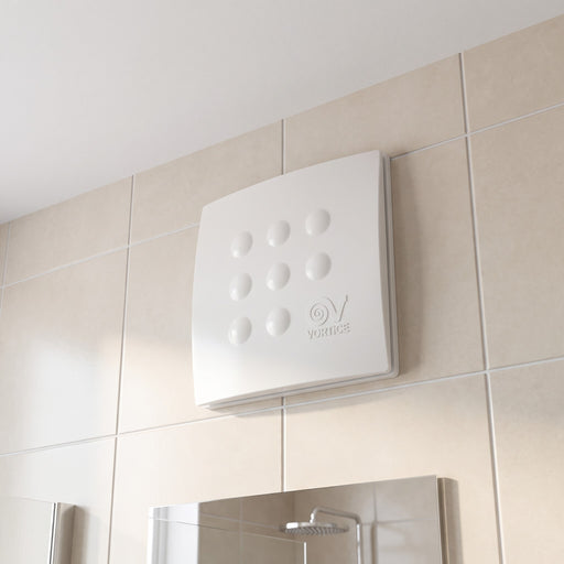 Aspiratore centrifugo da condotto Vortice Medio T, installato a parete in bagno