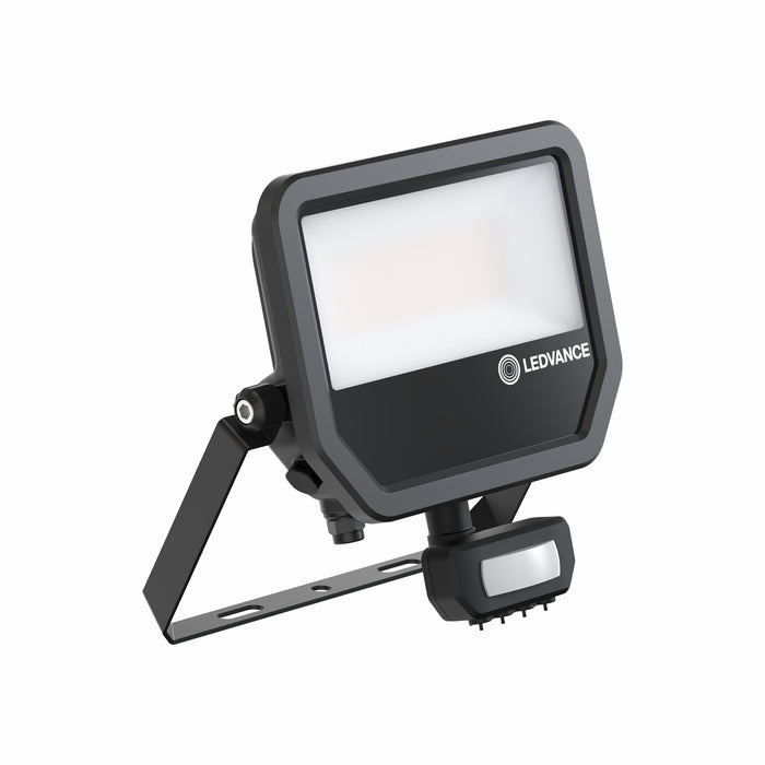 Proiettore LED da Esterno Ledvance Floodlight Gen 4 con Sensore 41W 6000lm IP65 – FL 50 SN — nero, vista diagonale con sensore