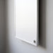 Pannello Radiante Infrapower VCIR 300W in Alluminio Bianco da Parete 30x90, dettaglio della cornice in alluminio e dello spessore