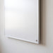 Pannello Radiante Infrapower VCIR 600W in Alluminio Bianco da Parete 60x90, dettaglio della cornice e dello spessore