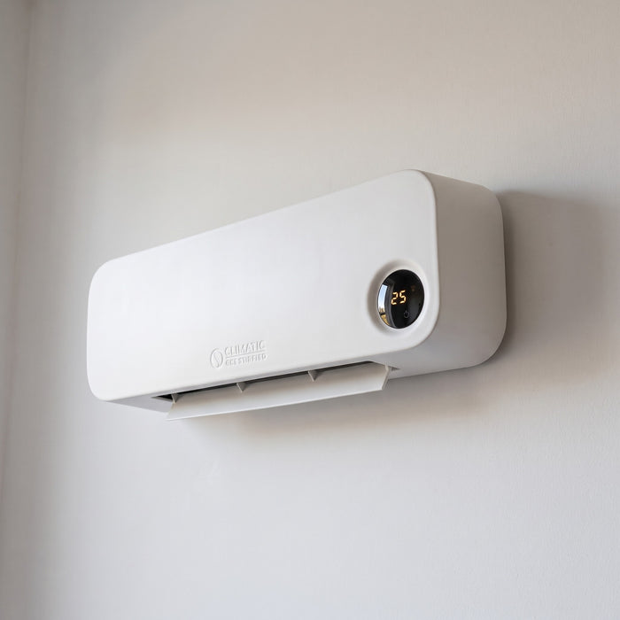 Termoventilatore Ceramico da Parete Olimpia Splendid Caldo Sky Wi-Fi Programmabile, di tre quarti sulla parete