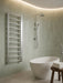 Scaldasalviette Elettrico Farho Victory Acciaio Inox 210W, installato in bagno